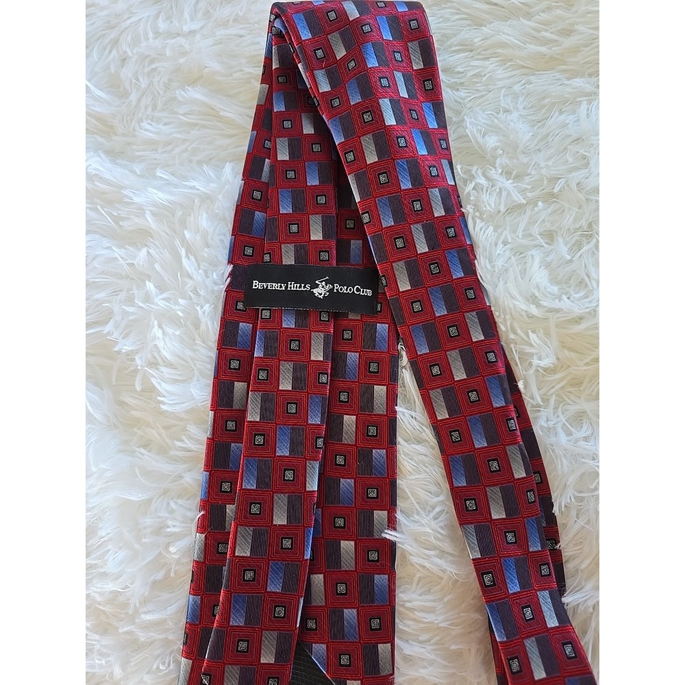Beverly Hills Polo Club Tie 59 inches square multicolor Maroon